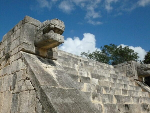 Platform of Eagles & Jaguars at Tamy Tours