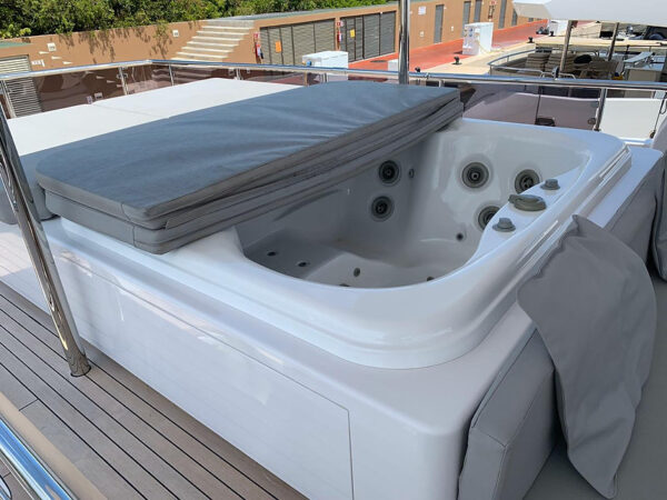 Yacht Services at Tamy Tours